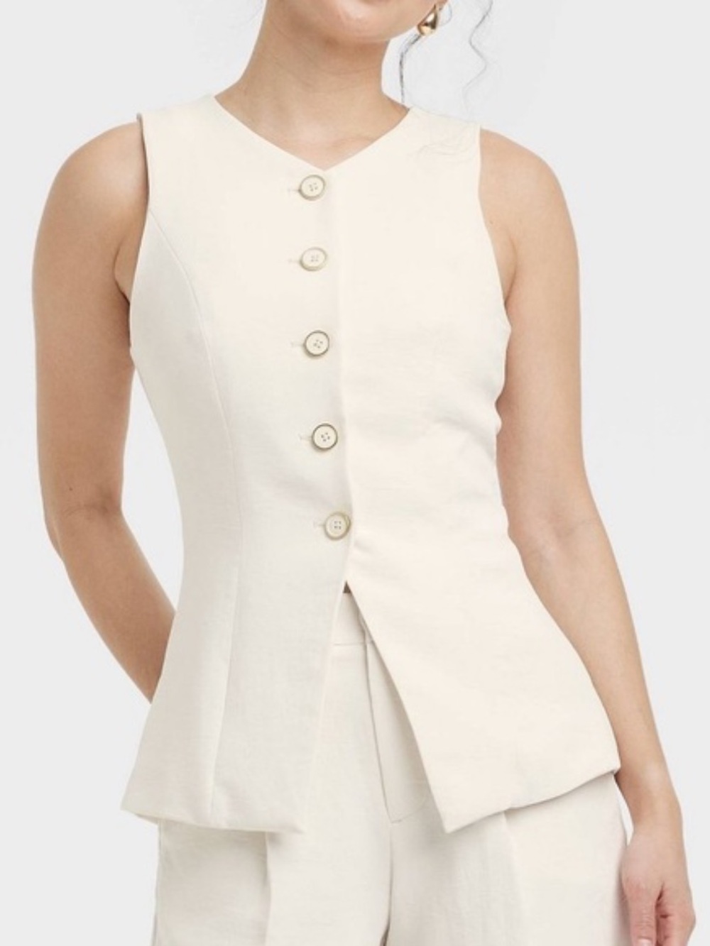 A NEW DAY Textured Cream Button-Front Sleeveless Blazer Vest Top